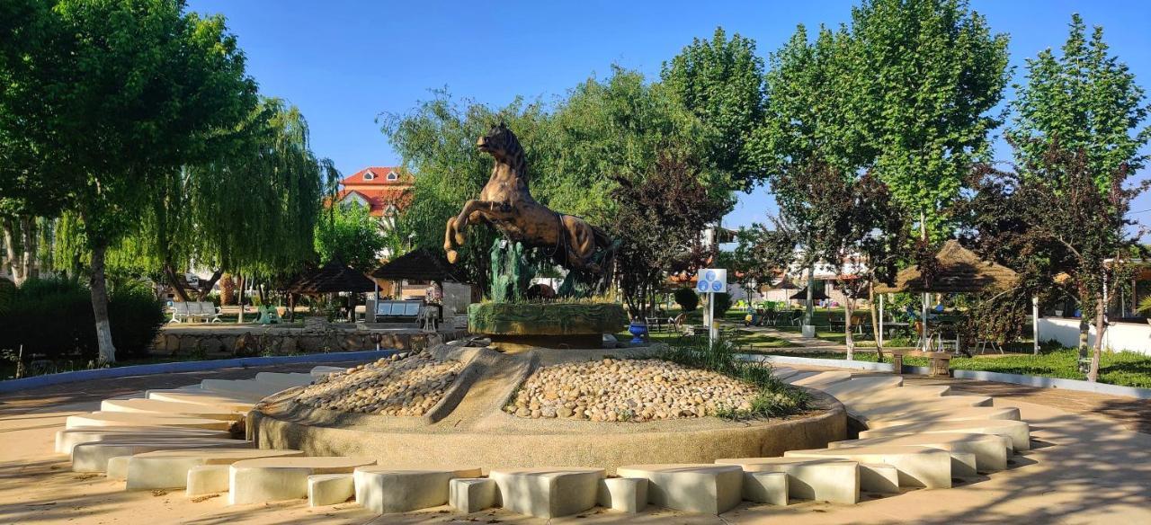 Le Vallon Vert - Club Equestre Azrou Esterno foto